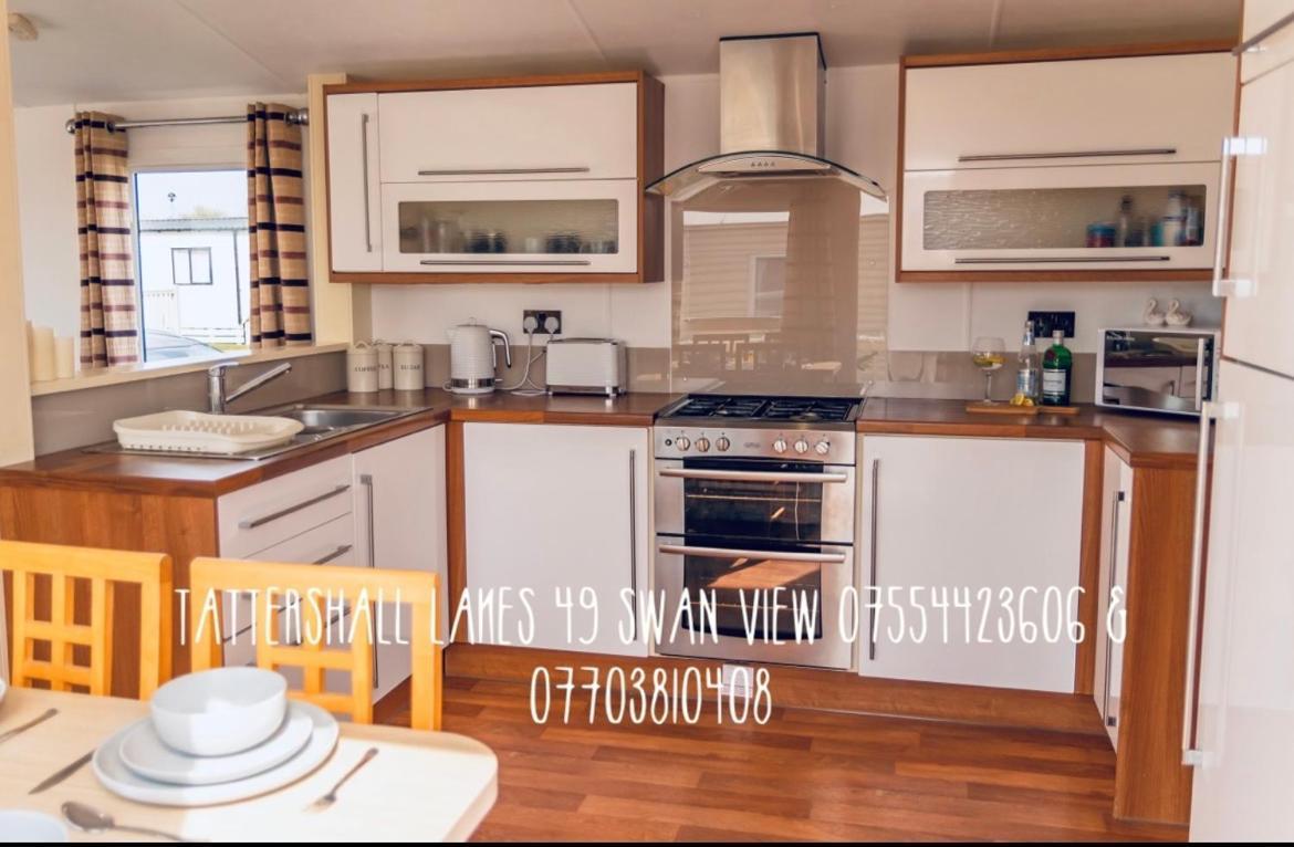 Swan View Retreats # Hottub # Egg Chair # Bbq & Bikes Included 8 Berth タターズホール エクステリア 写真