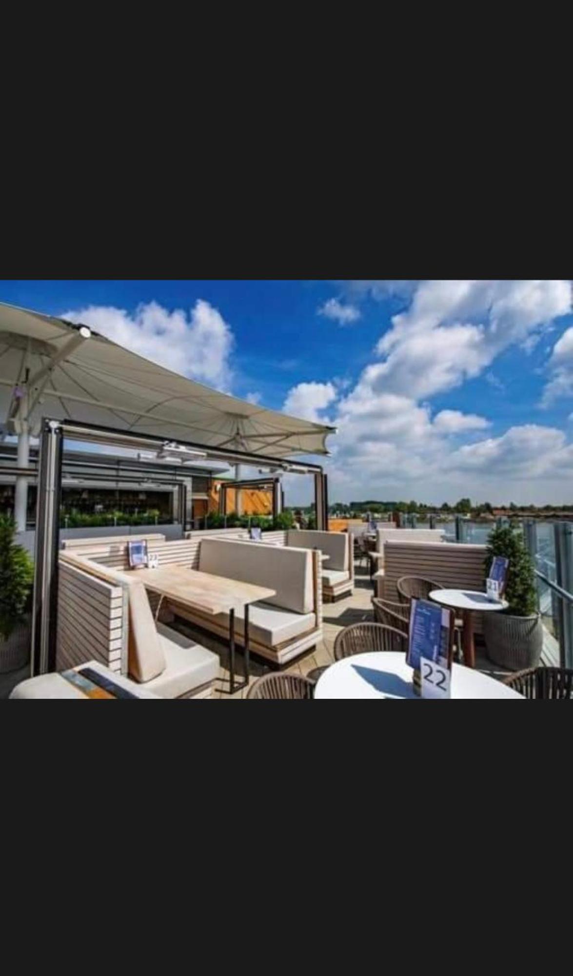Swan View Retreats # Hottub # Egg Chair # Bbq & Bikes Included 8 Berth タターズホール エクステリア 写真